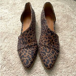 Universal Thread Target leopard cutout shootie bootie flat